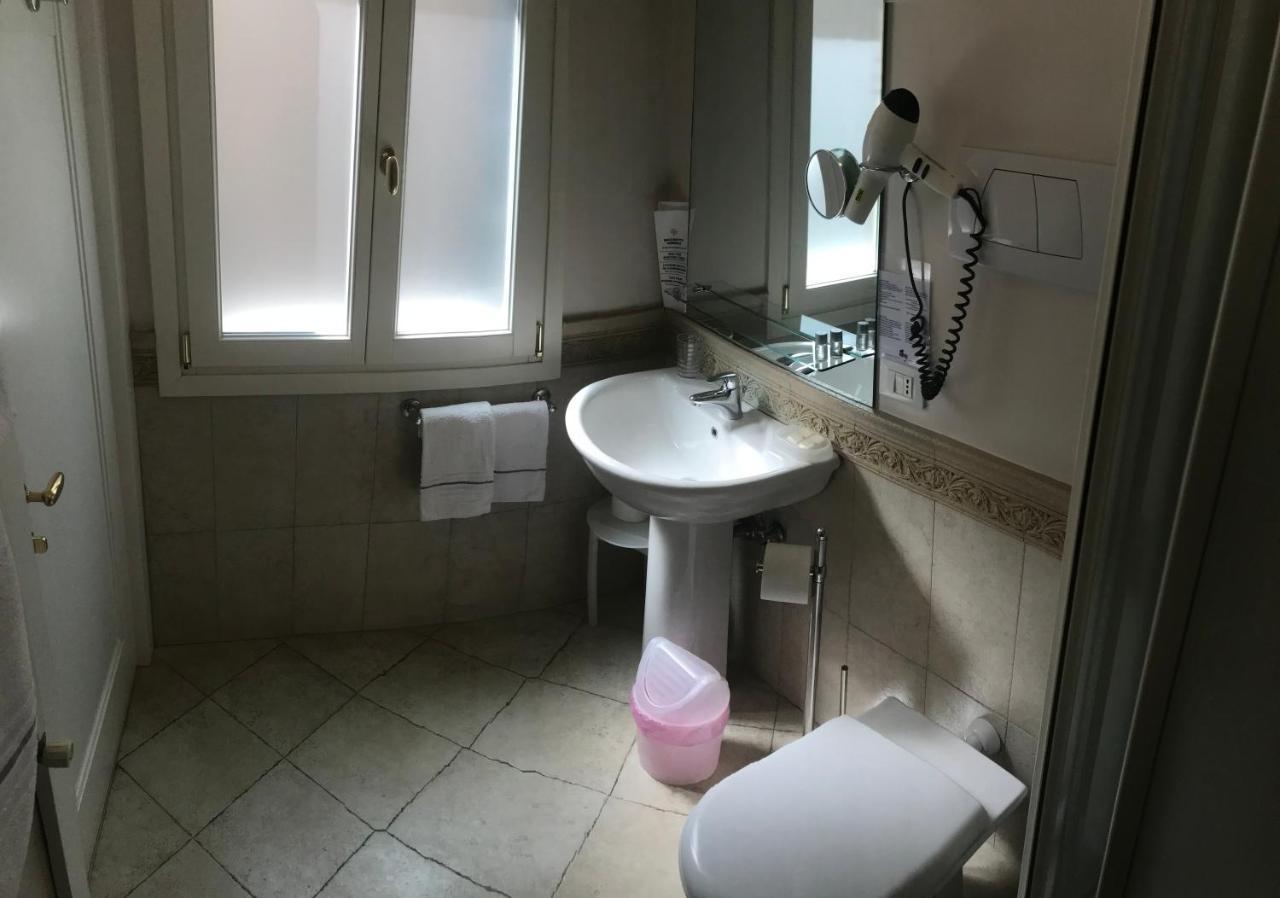 B&B A Le Boteghe Venedig Exterior foto